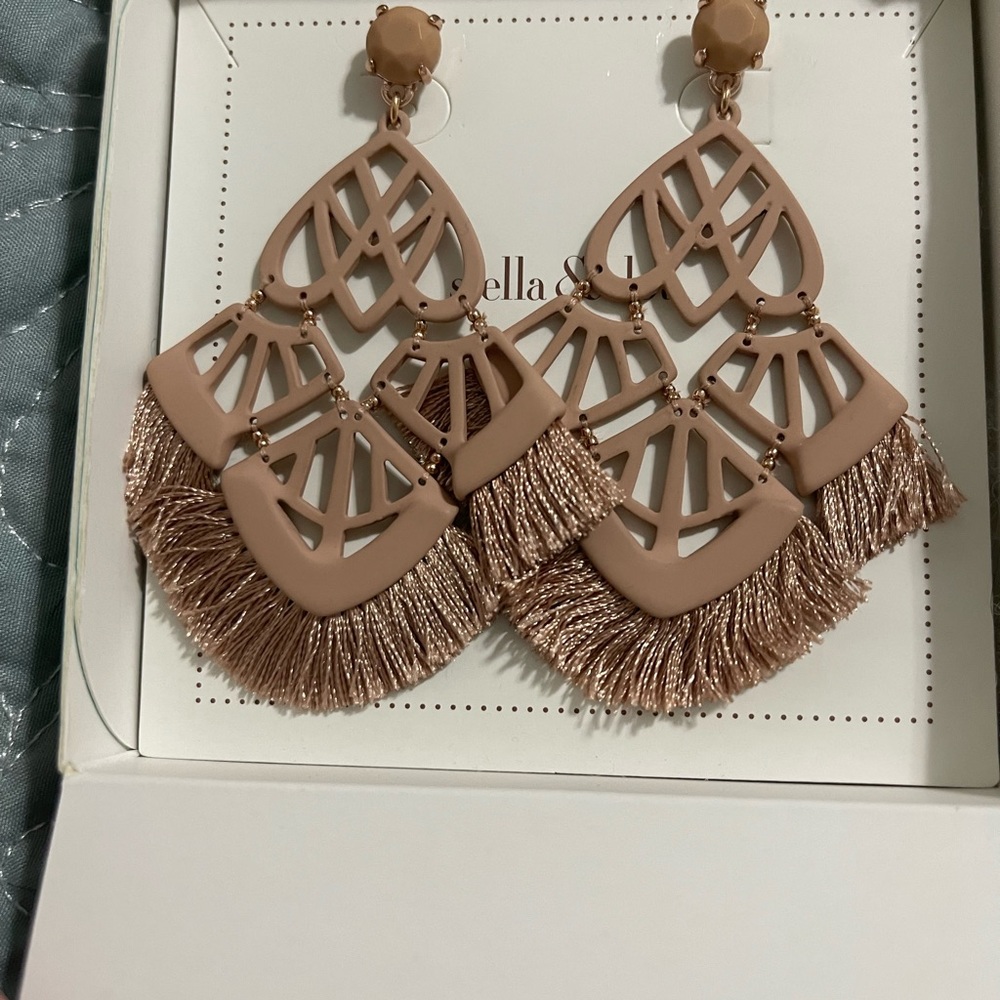 Stella & Dot Alexandria Chandelier Earrings
